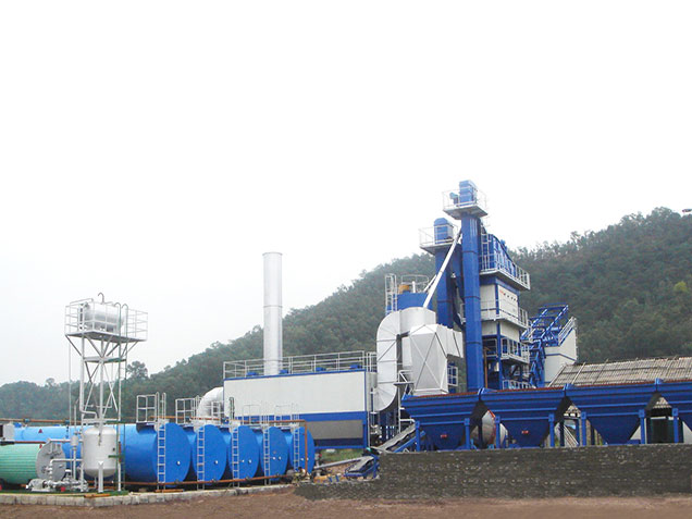 LB3000CN瀝青拌合站(成品儲倉160噸)